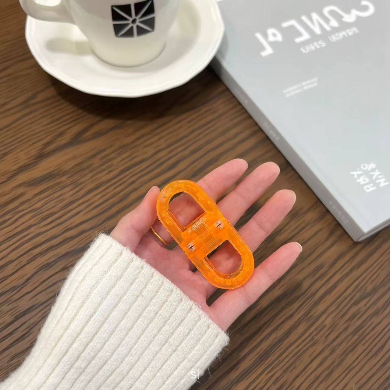 Creative Magnetic Hair Clips veloura